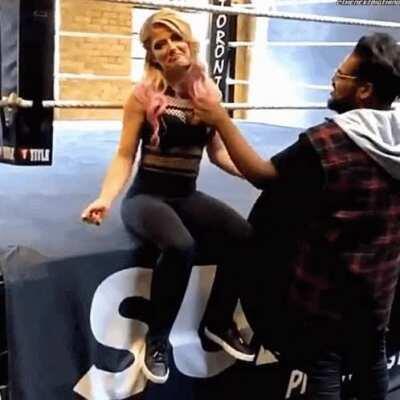 Imagine Alexa grinding that booty on your face