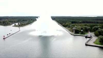 An attempt to defuse a WWII era bomb–containing 2400kg (5000lbs) explosives–ends with a kaboom. Szczecin, Poland, Oct 12. No fatalities.