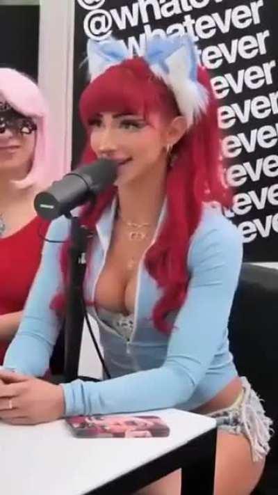 Get ya girl Aaron 💀💀💀