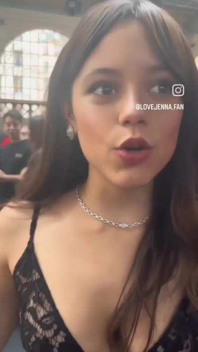 One of her hottest 🔥 looks ever! She's got the perfect body 