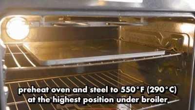 Neapolitan-style pizza on a steel [OC] Recipe and video in comments