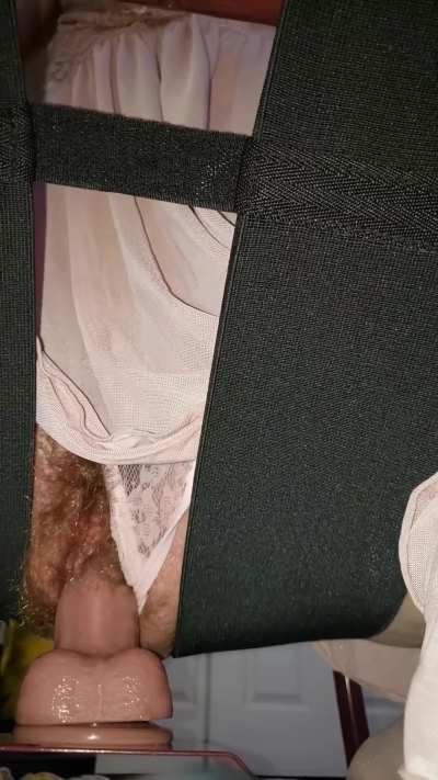 Got myself a sex chair so I can ride this dildo