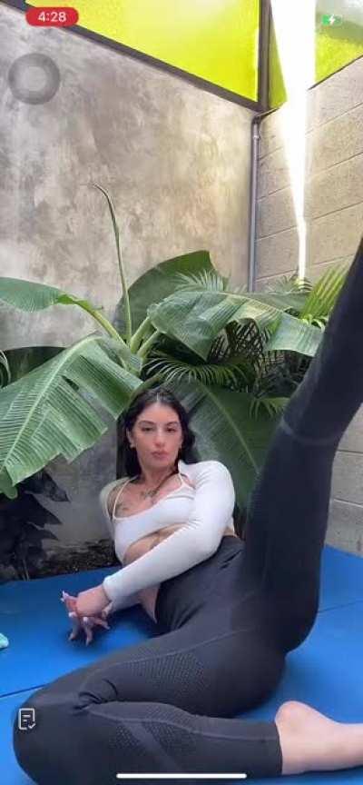 aaliyaivyy live today Pt 2