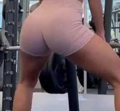 Close up of that 🍑