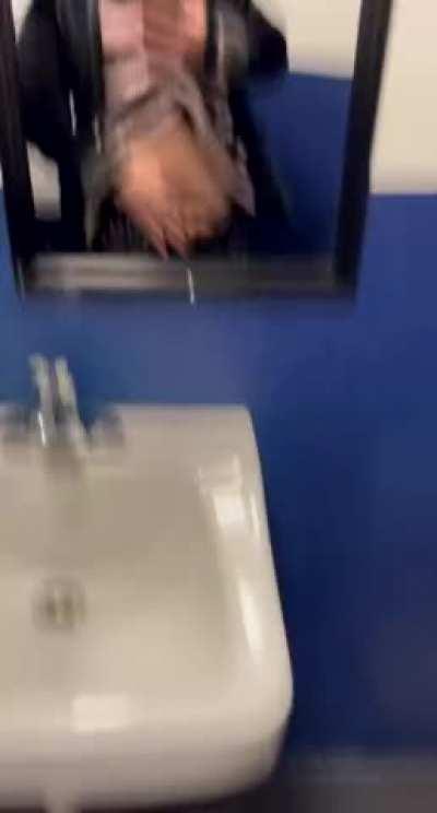 Flashing on my first day of classes 🥺