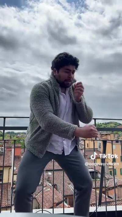 Schlatt on his free time