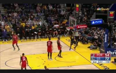 [Highlight] Andrew Wiggins with a slam dunk from a Draymond alley pass!