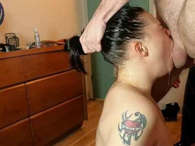 When he shoots his load, she goes down balls deep