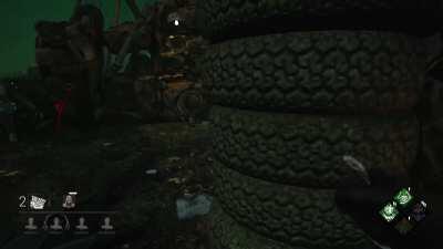 Throwback to when I was protecting my Ruin from Meg’s thieving hands, but Kate was apparently just as interested 😂