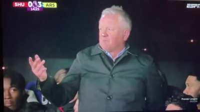 Another musical gift from Bambino Pons! 🎶