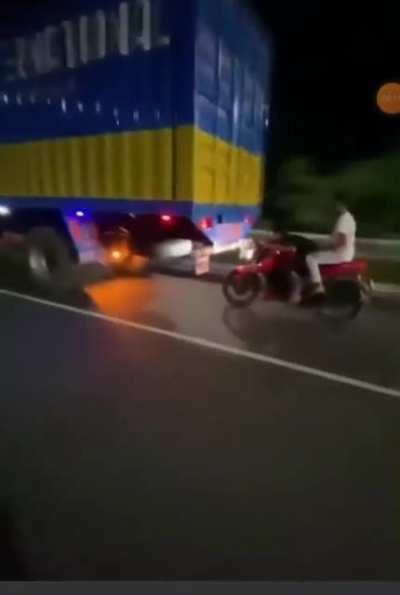 yea kya chal rha hai ?