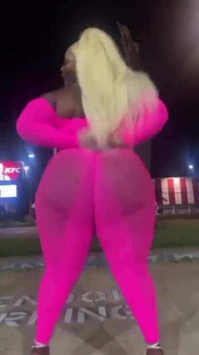 Looking for someone who appreciates my curves!”