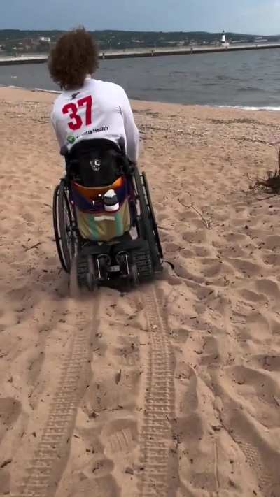 Man develps a kit that converts a normal wheelchair into an electric one and can go anywhere