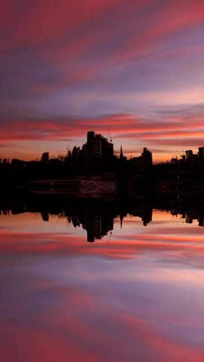 London's sunset last night was ridiculous