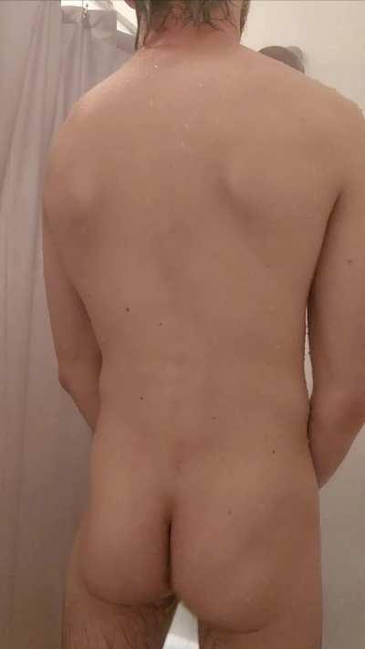 Can I shake my ass? 🥺