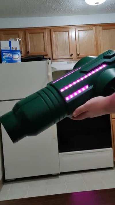 I modified a Arm Cannon replica to be far more interesting and game accurate! (My Covid-19 weekend project)