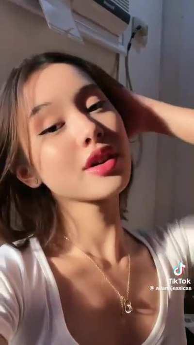 Drinks with Lana as pulutan 💯