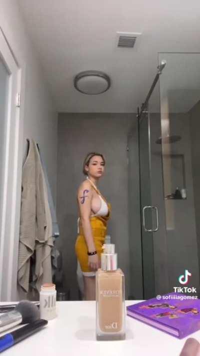 💖sofi.iiia👙gomez🍓nami cosplay