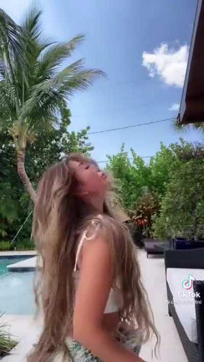 GirlsInFlarePants - Video #5108