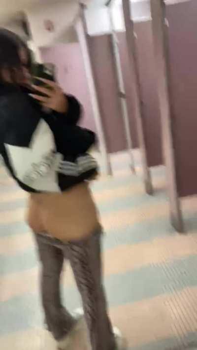 Getting horny at the school… i hope nobody saw me