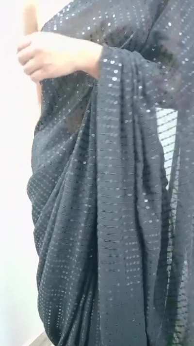 Rate my style of wearing saree , out of 10