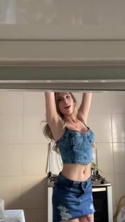 let's jump together 🍆🌚🔥