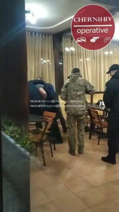 Europe variant of the cafe shootout. 