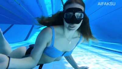 Kseniya talks in the pool