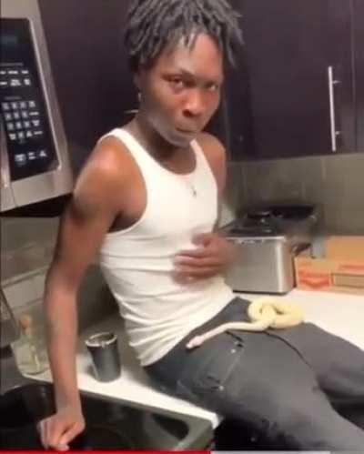 TB of Lil gotit putting a snake on Freddie lap cause he said he was real slime 😂