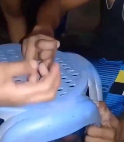 otro meme feo que dira aradir, que el amongus esta muerto