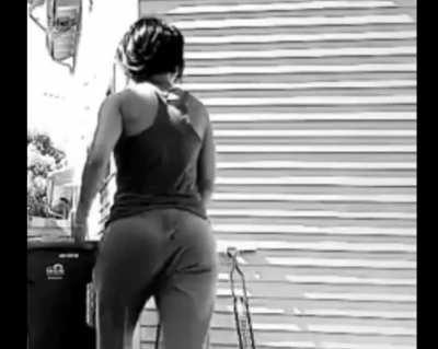 Love to watch her leave