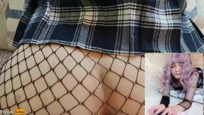 Egirl's pussy is nice and easy