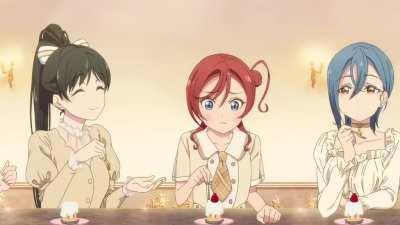 Idol Feeding [Love Live! Superstar!!]