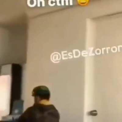 Mi hermanito después de escuchar una historia de mi abuelo facho