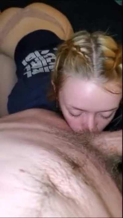 Two chicks working a BWC