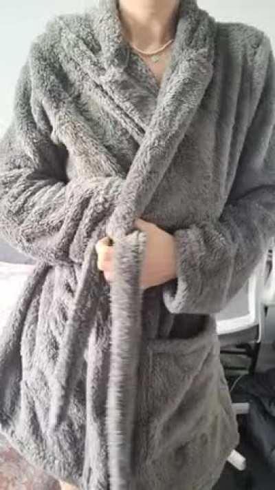 Its too cold to go outside. Stay in bed with me instead!