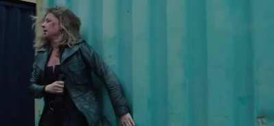 Emily Vancamp didn't have to go so hard