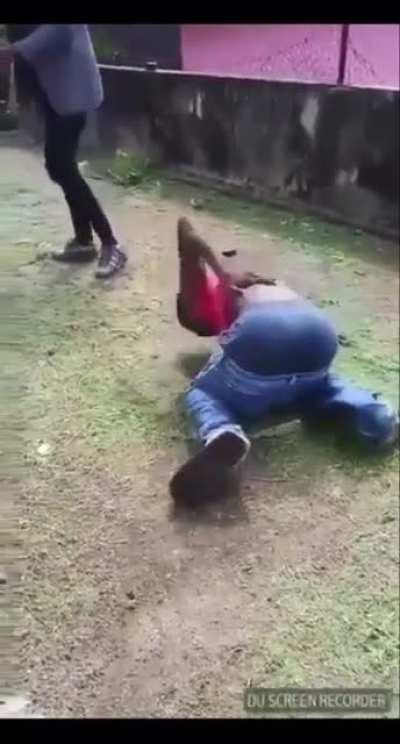 player 1 used tree attack.. It was super effective!