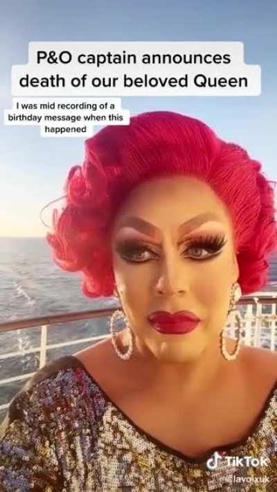 La Voix from Queen Of The Universe finding out about the Queen's death while filming a Cameo 💀