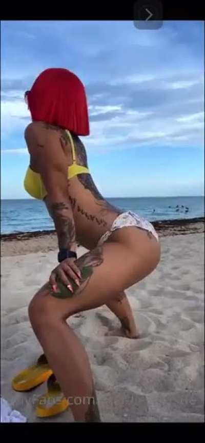 Join the GORILLAJUICEGOD telegram for free daily folders! Free to join now link in BIO! 😎😎