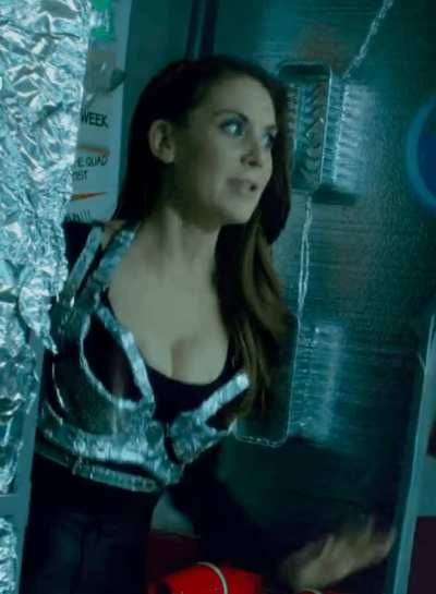 Showing off in the space movie