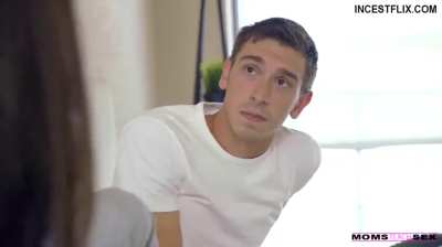 Kenzie Reeves, India Summer - Mom Cums First - Nubiles Porn, Moms Teach Sex. Is That What You Wanted? Your Sister Suck Your Fucking Dick?