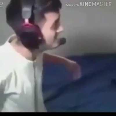 LAS PIBAS EN TWITCH VS LOS PIBES