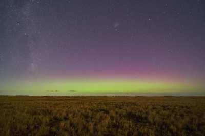 Timelapse of one of the strongest Aurora Australis storms I've seen - taken on Monday night in Canterbury, New Zealand