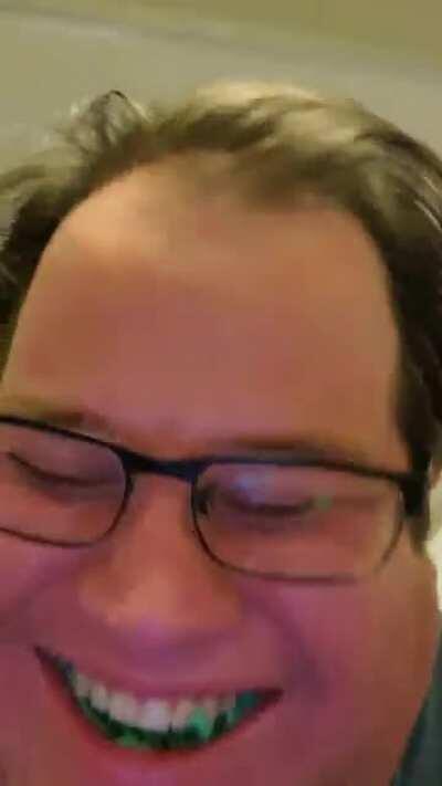 I made a promise to some friends that I would eat a green crayon if GME hit $250. Might as well show you apes as well.