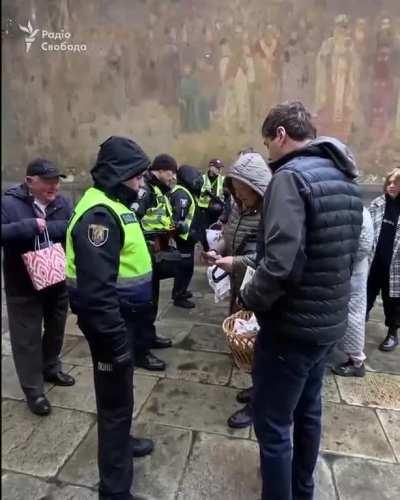 For the first time in 300 years, an Easter service was held in Ukrainian language at the Assumption Cathedral of the Lavra in Kyiv