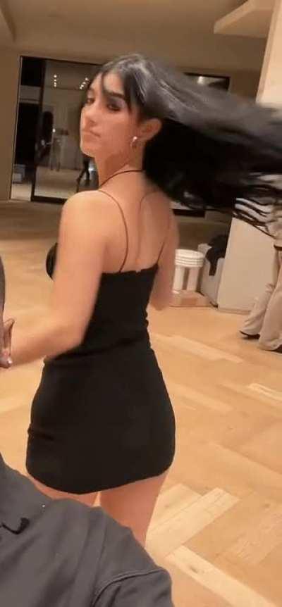 Charli D'Amelio's tight ass