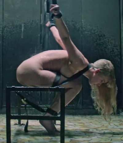Jennifer Lawrence tied up in Red Sparrow