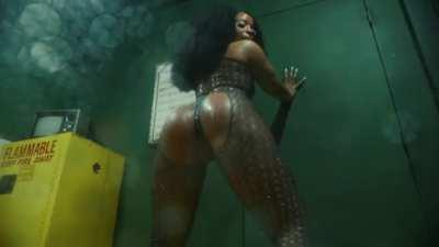 Chloe is a freak, ass so fat