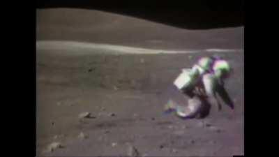 Astronauts Sometimes Have Trouble Balancing on the Lunar Surface
